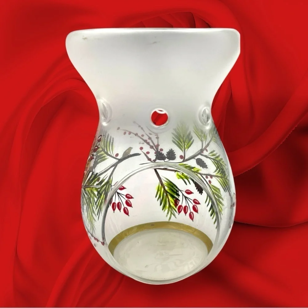 Yankee Candle Frosted Holiday Winter Wax Warmer NWOT